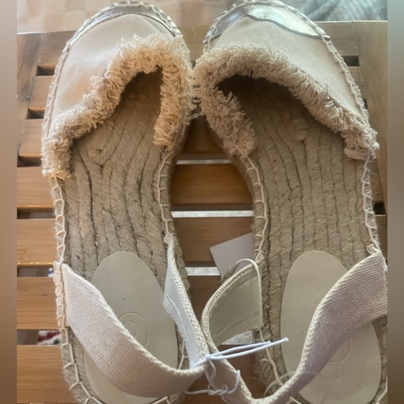 Women's Silver and Cream (Euro 39/US 8) Summer Boho Espadrille Rope Sandals - Picture 9 of 11